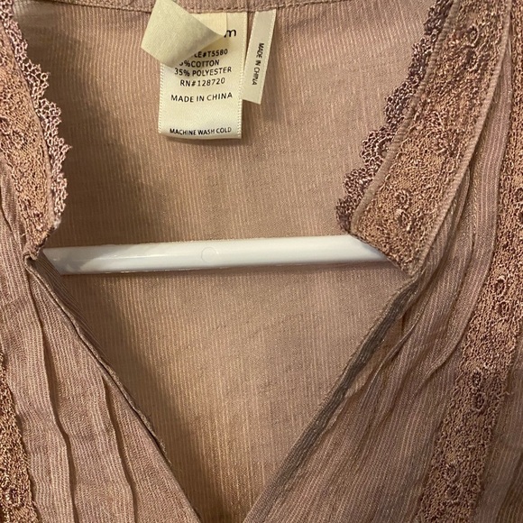 Vintage Sheer Beautiful Embroidery Women’s Size Medium Blouse - Picture 3 of 9